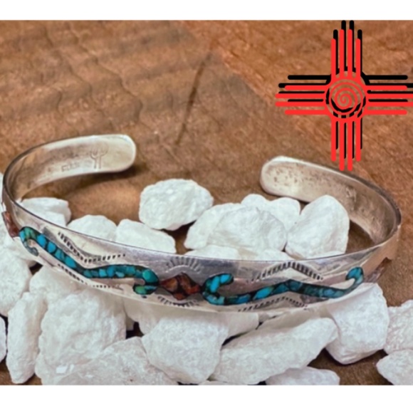 Vintage Navajo Sterling Silver Turquoise Inlay Cuff Bracelet Signed JH - Picture 3 of 7